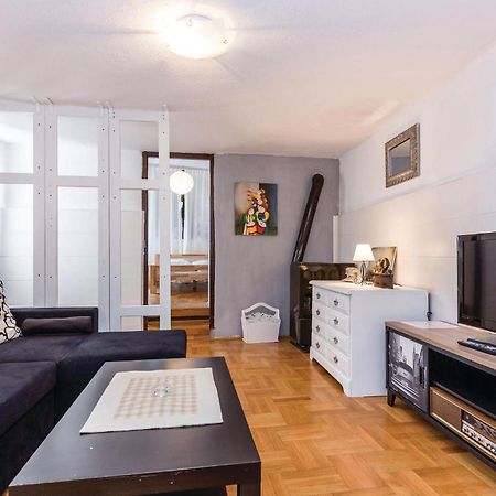 Amazing Apartment In Novi Vinodolski With Wifi Exterior foto
